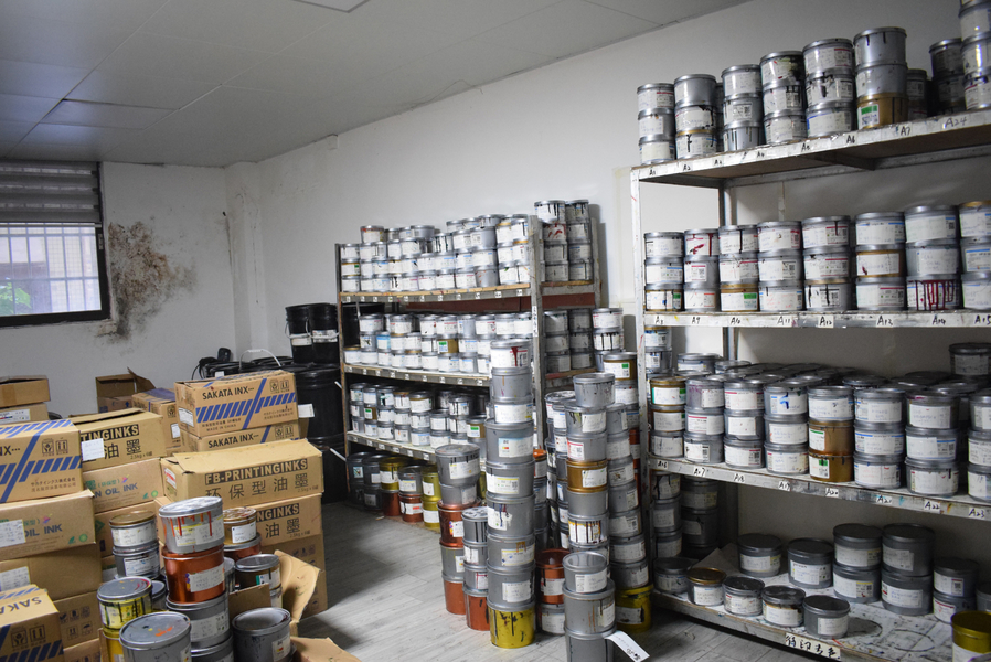 GUANGZHOU YM PACKAGE PRODUCTS CO.,LTD. linea di produzione del fabbricante