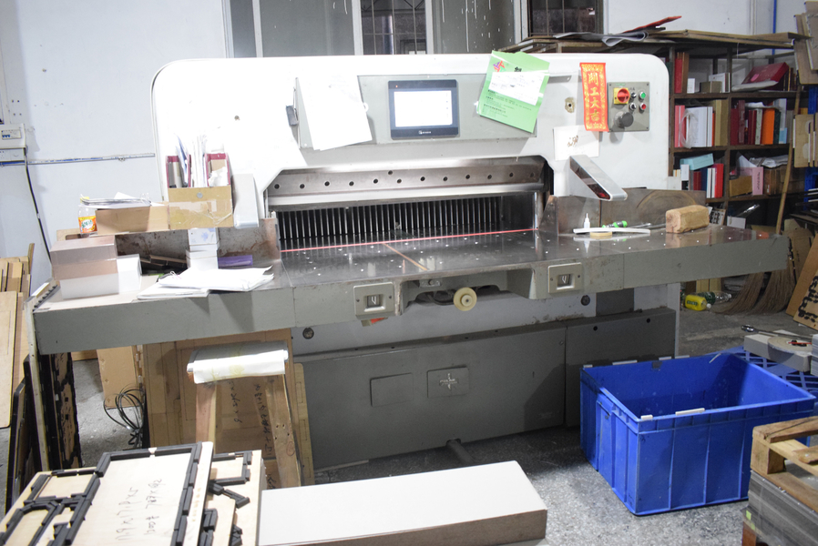 GUANGZHOU YM PACKAGE PRODUCTS CO.,LTD. linea di produzione del fabbricante