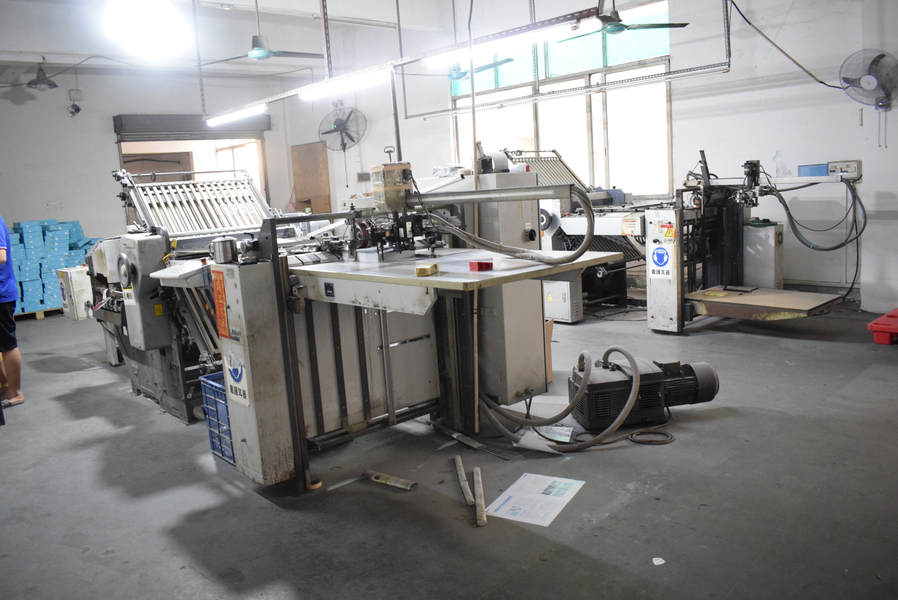 GUANGZHOU YM PACKAGE PRODUCTS CO.,LTD. linea di produzione del fabbricante