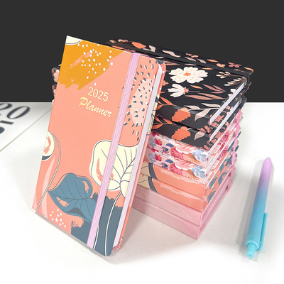 Taccuino per professionisti con tecnica di design in rilievo su carta