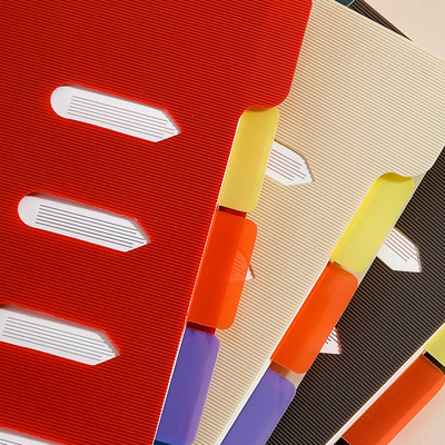 Notebook personalizzato standard con logo in rilievo